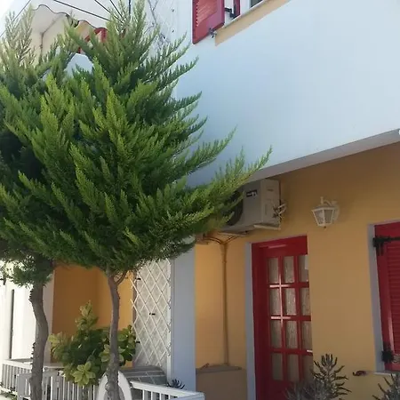 Marios Parikia (Paros)