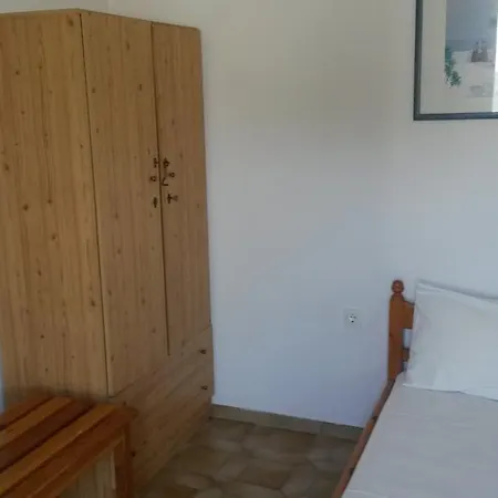 Marios * Parikia (Paros)