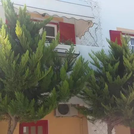 Marios Parikia (Paros)