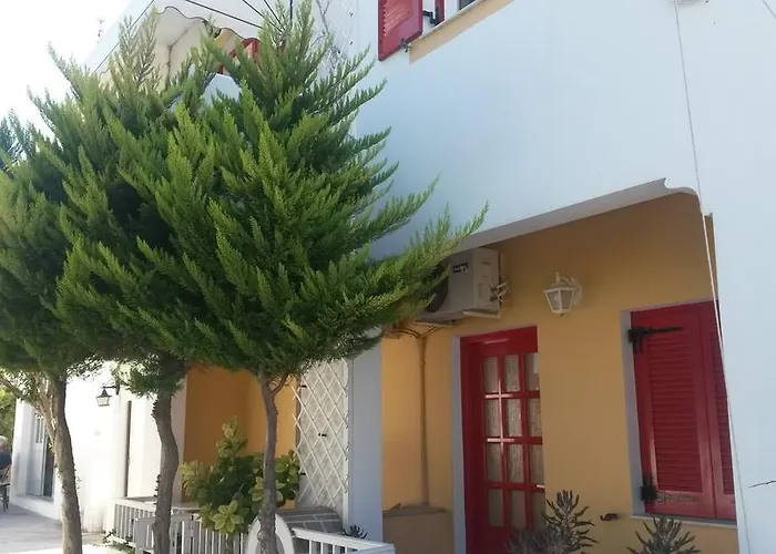 Marios Parikia (Paros)